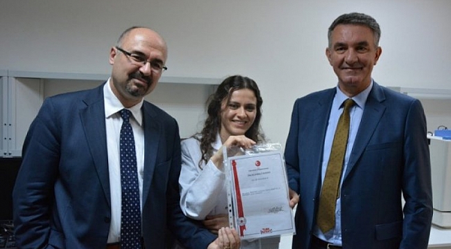 BUÜ'lü akademisyenlerin buluşuna büyük onur