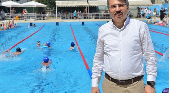 Yıldırım'da sosyal mesafeli yüzme dönemi