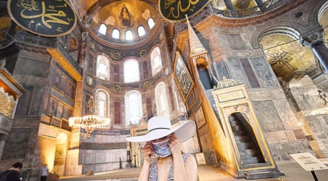 Ayasofya'yla ilgili kritik soru cevap buldu!