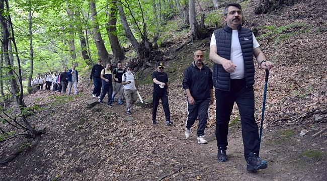 Başkan Yılmaz, doğa yürüyüşü yaptı
