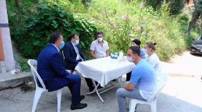 Çavuşoğlu'ndan şehit ailesine anlamlı ziyaret