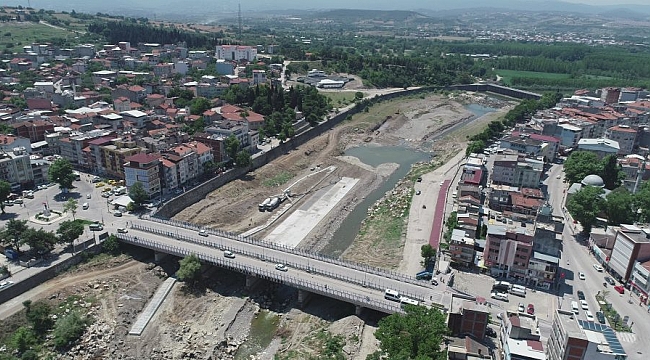 DSİ derelerdeki taşkın riskini azaltmaya devam ediyor