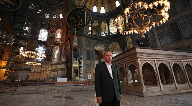Erdoğan, Ayasofya'da incelemelerde bulundu