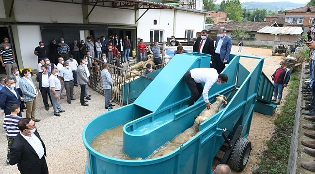 İnegöl'de küçükbaş hayvan yıkama havuzu hizmete girdi