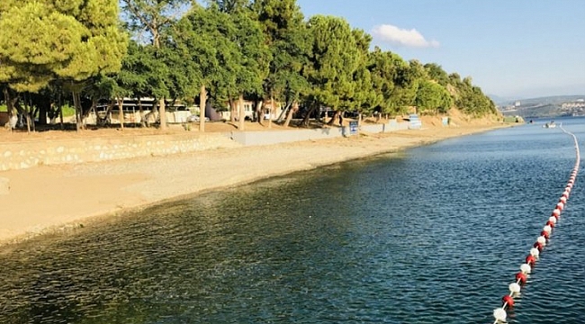 Kadınlar plajı yenilenen yüzüyle hizmette