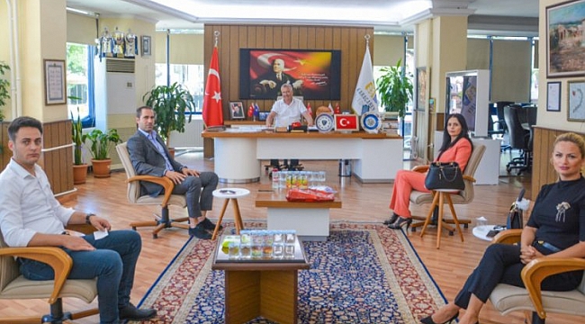 Karacabey Belediyesi, öğrencilere rehberlik edecek