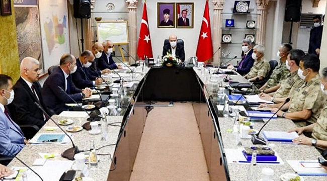 Mardin'de, Bakan Soylu başkanlığında güvenlik toplantısı