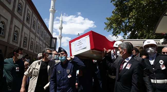 Şehit komiser yardımcısı gözyaşlarıyla uğurlandı