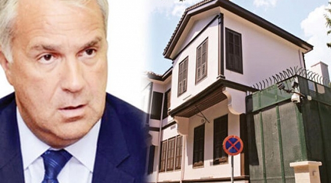 Yunan bakan haddi aştı