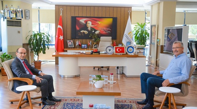 Kurtbeyoğlu'ndan Başkan Özkan'a ziyaret