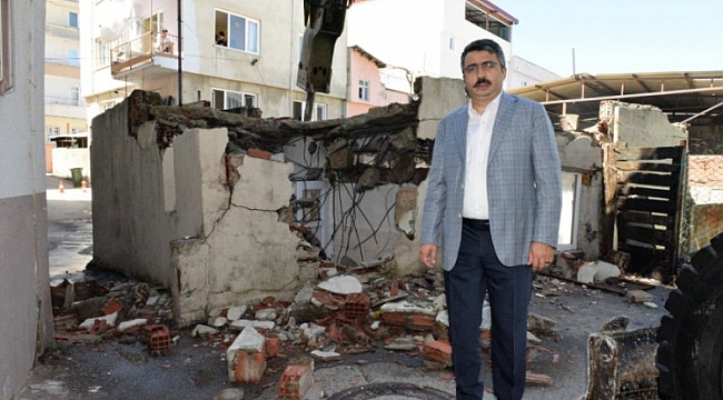 Yıldırım'da yollardaki engeller kaldırılıyor