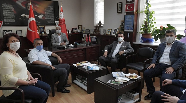 Başkan Dündar'dan uzaktan eğitime destek