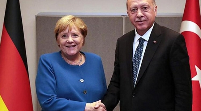 Erdoğan, Merkel ile görüştü