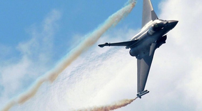 Fransa'dan Yunanistan'a, 18 Rafale tipi savaş uçağı
