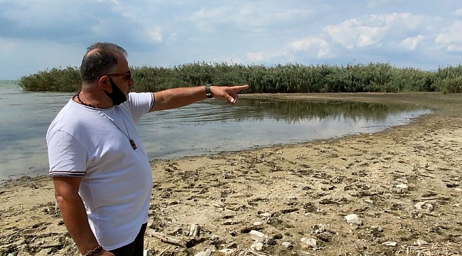 İznik Gölündeki kuraklık korkutuyor