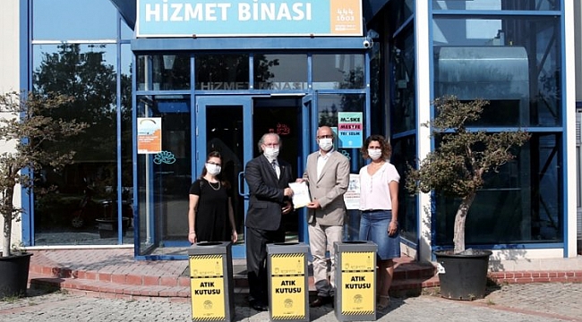 Nilüfer'de atık maske ve eldiven kutuları yaygınlaşıyor