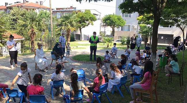 Yıldırım'da çocuklara masal dinletisi