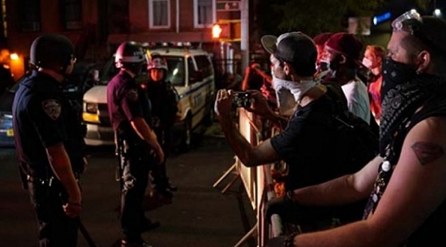 ABD'de polis şiddeti karşıtı protestoda 28 gözaltı