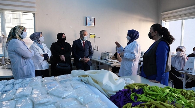 Başkan Aktaş'tan üreten kadınlara moral ziyareti