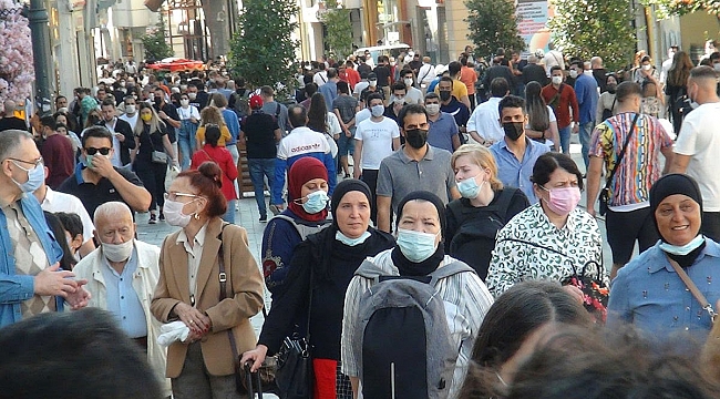 Bu yaşın üstündekilerde ölüm riski 6.7 kat! Korona kabusu büyüyor
