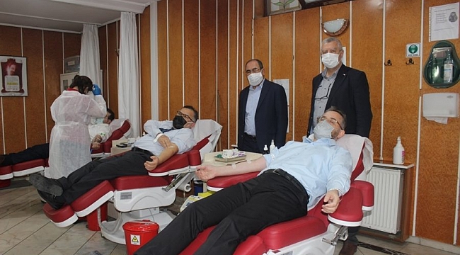 Bursa azalan kan stokları için örnek işbirliği