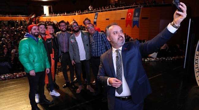 Bursa'da Vlogger Akademisi başlıyor
