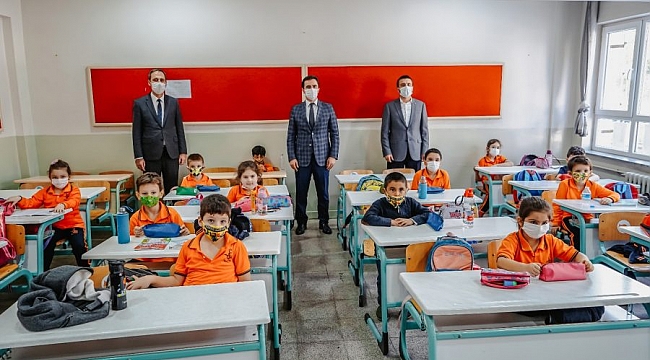 Kestel'de 4 bin öğrenciye kırtasiye desteği