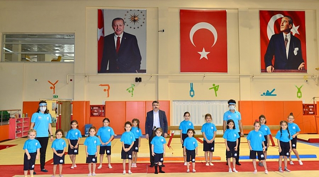 Kış spor okulları ile Yıldırım kışa 'merhaba' dedi