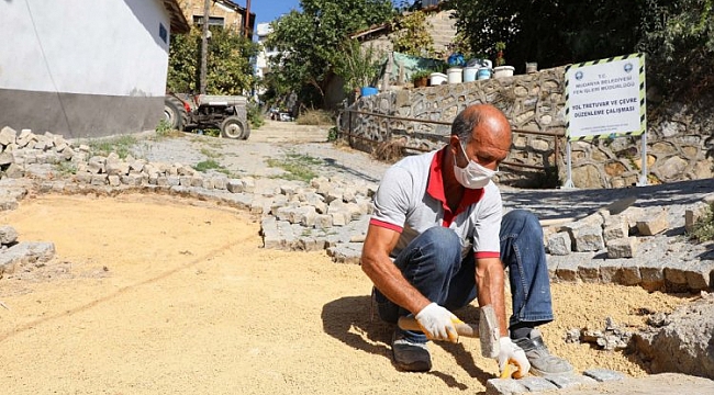 Mudanya'da bozulan yollar yenileniyor