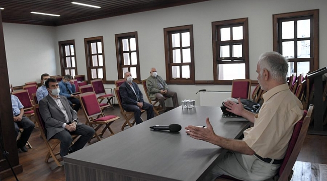 Şadırvanlı Han söyleşileri başladı