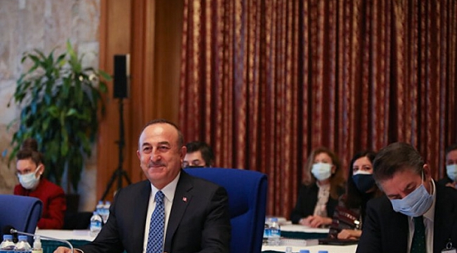 Bakan Çavuşoğlu: Biberi, kırmızı karta tercih ederim