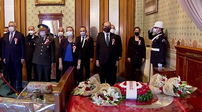Dolmabahçe Sarayı'nda anma töreni