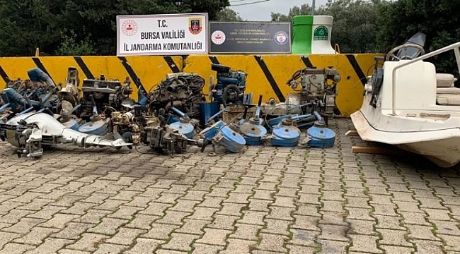 Gemlik'te jandarmadan 'tekne' operasyonu