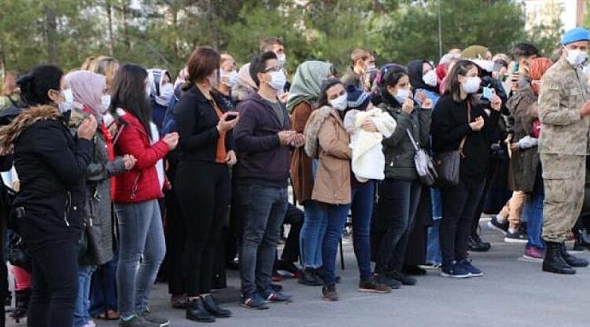 Komandolar El Bab'a dualarla uğurlandı