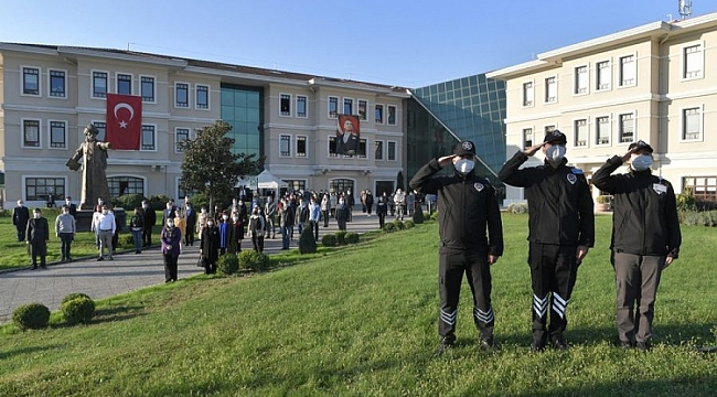 Osmangazi personeli Ata'yı andı