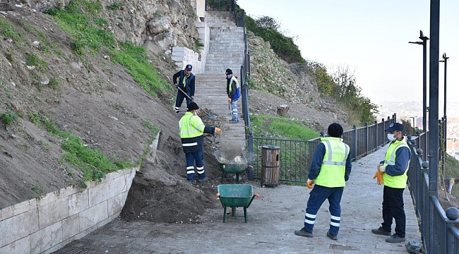 Tophane yamaçları görüntü kirliliğinden arındırılacak