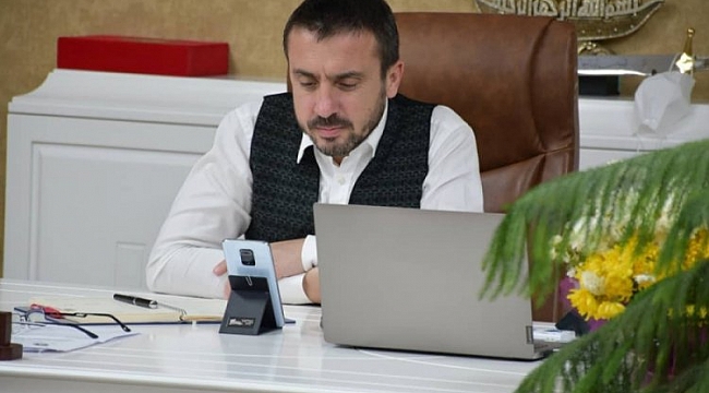Başkan Tanır, 752 vatandaş ile 'online' görüştü