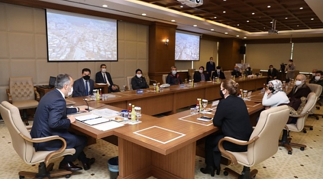 Büyük dönüşümde imzalar atıldı