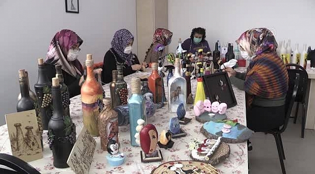 Çöpe gidecek atıkları kazanca dönüştürüyorlar