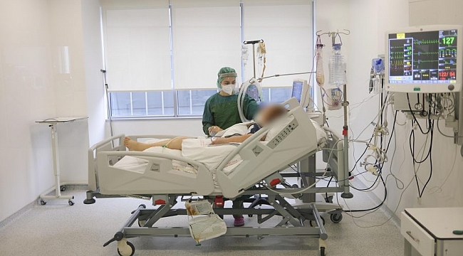 Covid-19 hastalarının 'refakatçileri' sağlık çalışanları