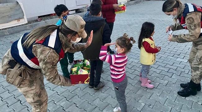 Elazığ'da depremin ardından çocuklara psikososyal destek