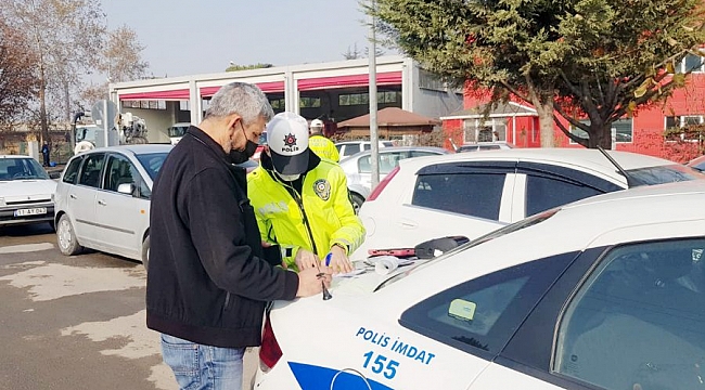 İnegöl'de yollarda Kovid-19 denetimleri sürüyor