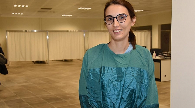 Koronavirüsü yenen hemşire yaşadıklarını anlattı