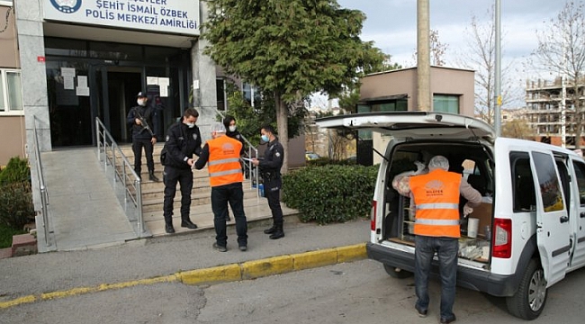 Nilüfer Belediyesi'nden emniyet güçlerine jest