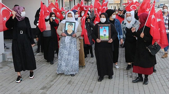 Şırnaklı kadınlardan 'Kahrolsun PKK, tırnakçı HDP' sloganı