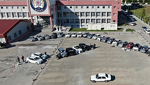 13 ilde oto hırsızlık şebekesine operasyon 