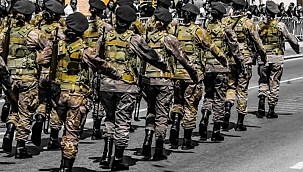 ABD ordusunda kadınlara oje ve ruj izni 