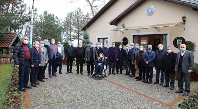AK Parti Bursa'da tecrübe, birlik ruhuyla buluştu