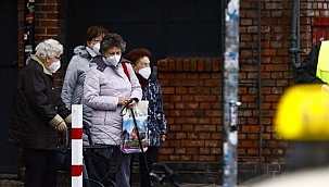 Almanya'da 982 kişi daha hayatını kaybetti