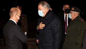 Bakan Akar Erbil'e hareket etti